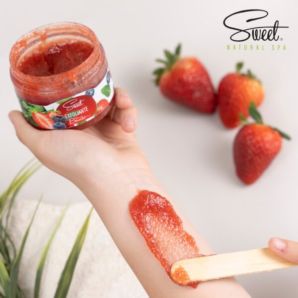 EXFOLIANTE BERRY BOMB SWEET - Imagen 2