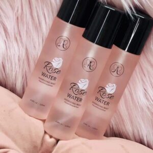 AGUA DE ROSAS